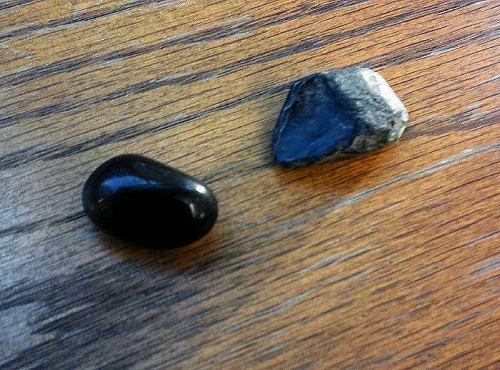 Apache Tear (tumbled and native)